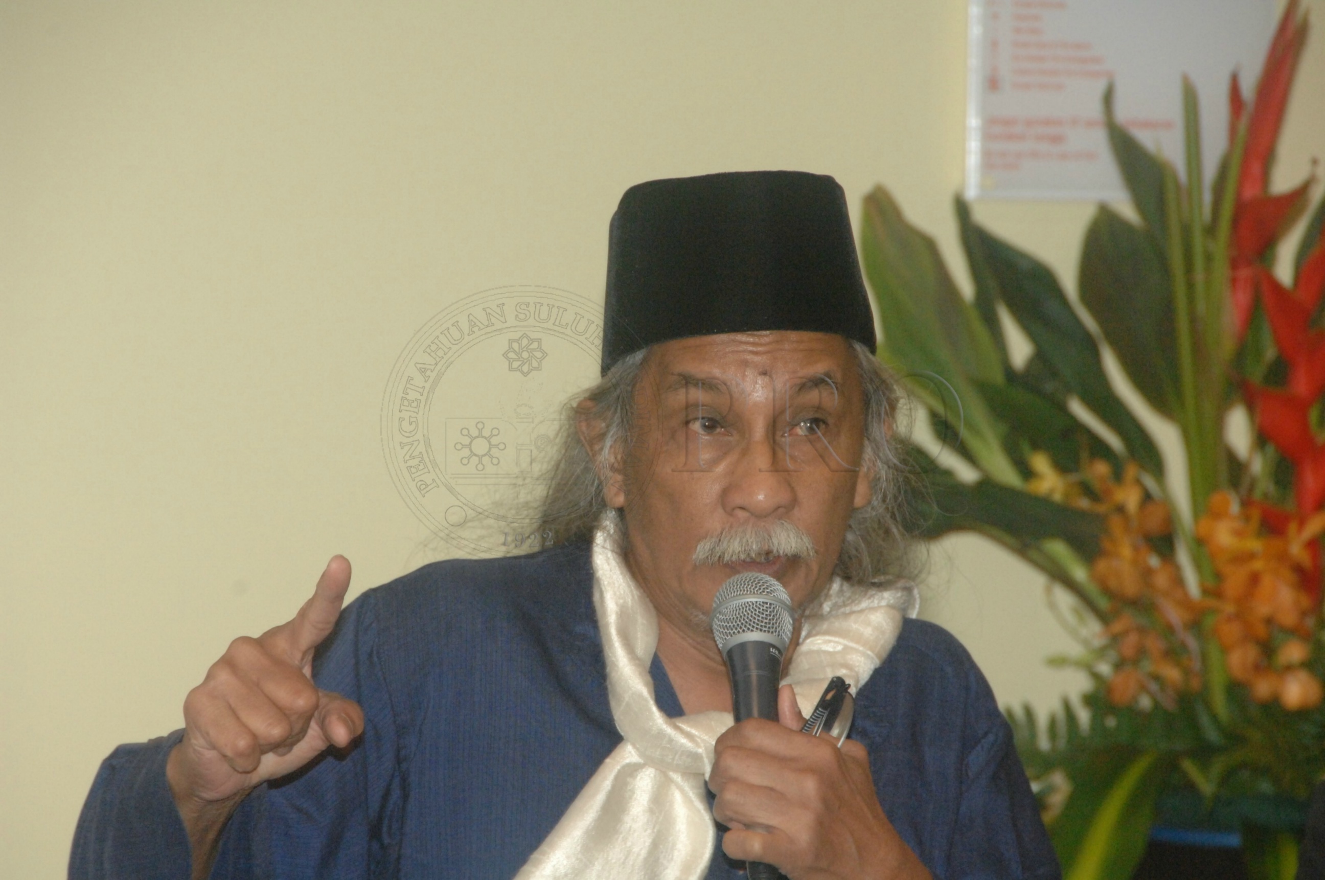 PRO 14 33 WACANA FBA 0237